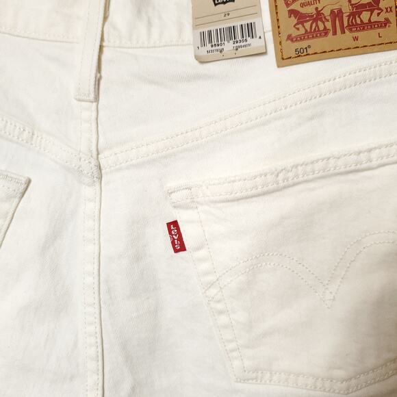 NWT LEVI'S White Distressed Shorties Jean Shorts - Picture 6 of 9